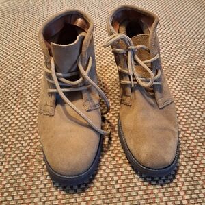 Maine Woods Women's Tan Lace Up Suede Ankle Boots